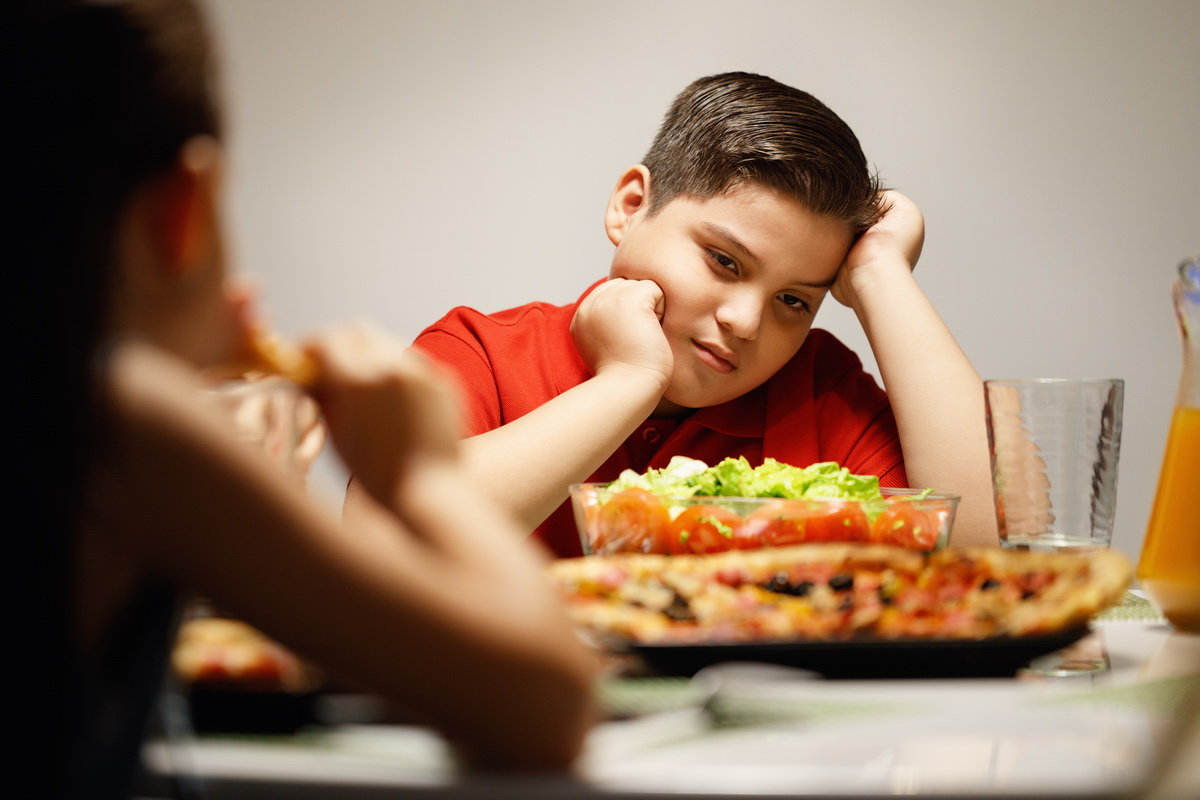 5 ways to fight childhood obesity