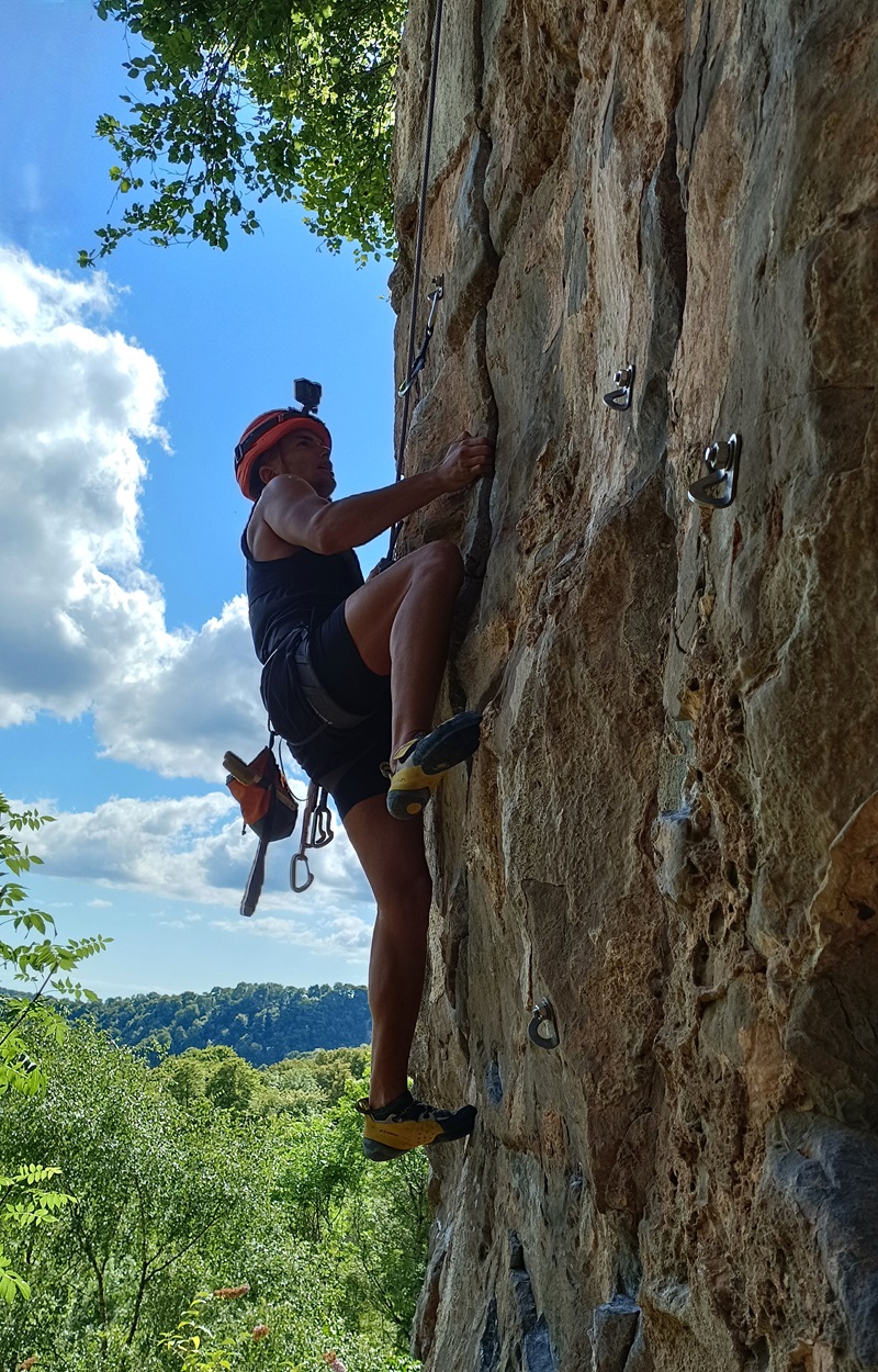 Adapting to the Outdoor rock climbing.jpg